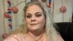 Tutorial Tuesday (eye makeup tutorial)