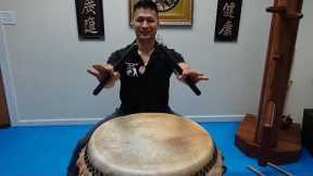 How to Play the Chinese Lion Drum - A Beginners Tutorial