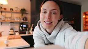 Slow days at home & the Bath market | DITL VLOG