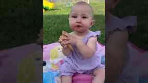 Eating ice cream 🍦| Cooking with Sammy | little Vegan Cooks