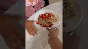 Easy breakfast idea for a picky eater. #pickyeaters #toddlerbreakfast #easybreakfast #toddlermeals